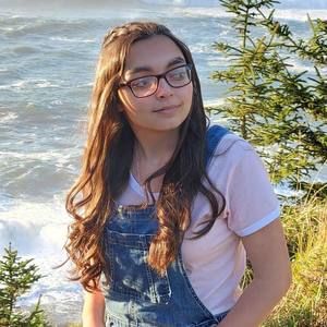 Meet your Posher, Skya